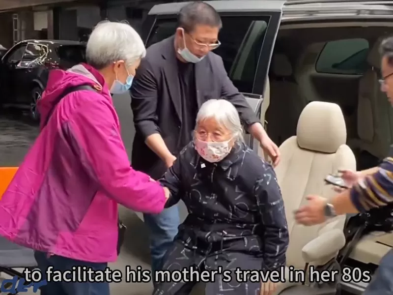 Assento giratório modificado pelo proprietário da Buick GL8 para sua mãe na casa dos 80 anos