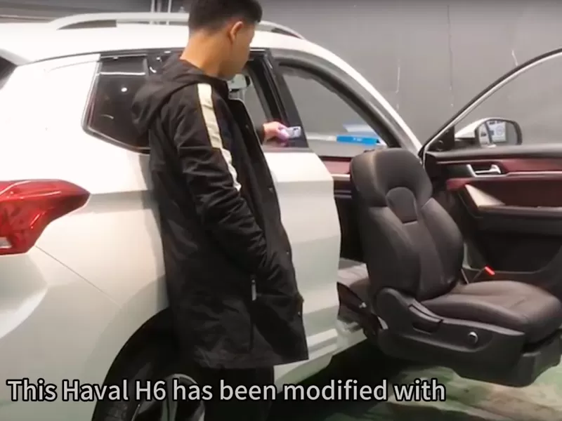 Este Haval H6 modificado com assento giratório Xinder-Tech